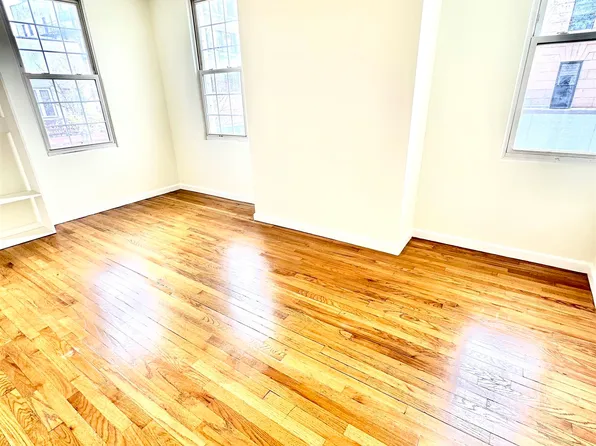 325 Central Avenue image 6 of 11