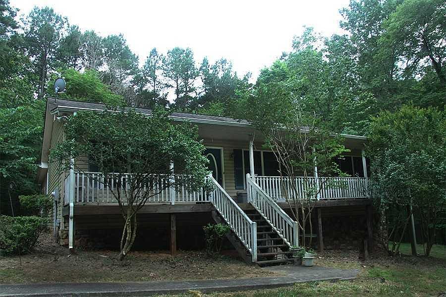 2nd image of 160 Middle Valley Rd