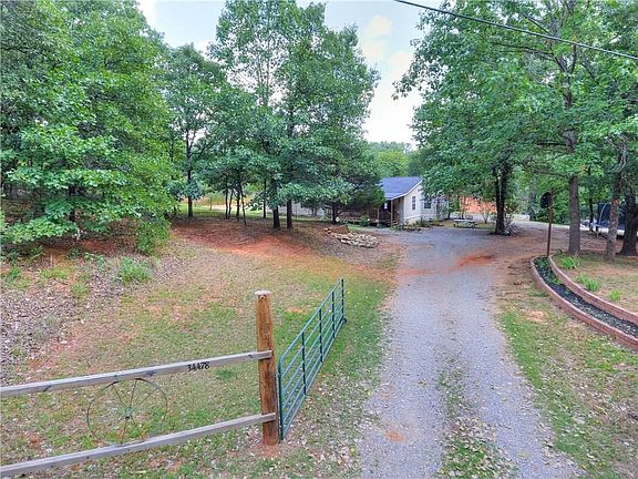 Imagine coming home to this sight everyday.  Now, call a Realtor to see this property. :)