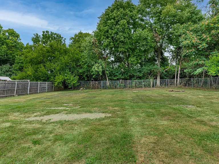 1013 Virginia Ave — Photo 27