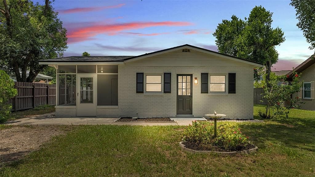 5835 8th St, Zephyrhills, FL 33542 | Zillow