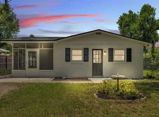 5835 8th St, Zephyrhills, FL 33542