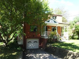 6078 Pleasant St, South Park, PA