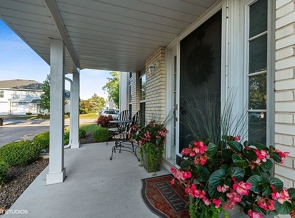 2nd image of 17010 Circle Dr W #17010