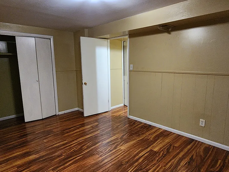 188 Paris Cir — Photo 22