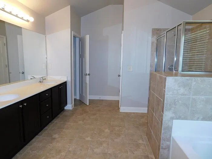 936 Tama Hill Ct — Photo 10