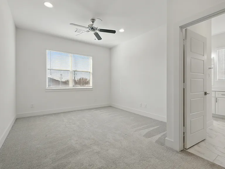 1741 W Cantey St — Photo 7