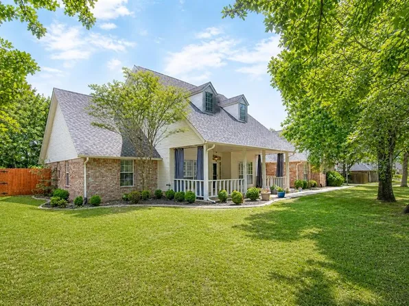 620 Hunt Club Rd, Blanchard, OK 73010