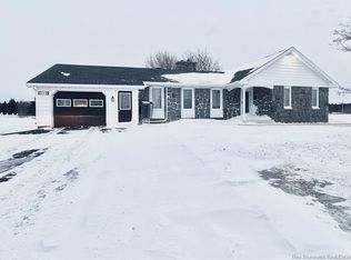 312 Saint Pierre Blvd E, Caraquet, NB E1W1B4