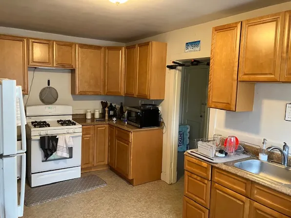 102 Elson Rd Floor 1, Waltham, MA 02451