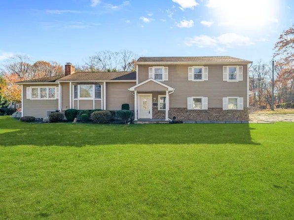 105 Ponus Avenue, Norwalk, CT 06850