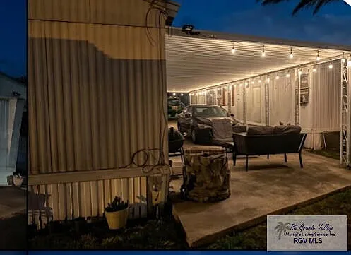 2 bed, 2.0 bath, 924 sqft, $1,100 — Photo 3
