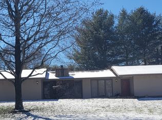 1701 Forest Dr, Morristown, TN 37814