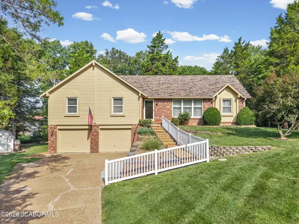 1704 Westport Ct, Jefferson City, MO 65109