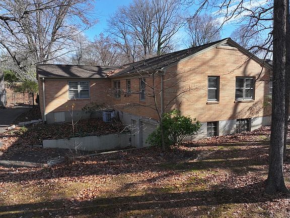 4th image of 126 Northmont Ct