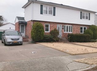 384 Clement Ave, Elmont, NY 11003