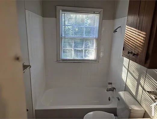 3251 Meadow Ln — Photo 8