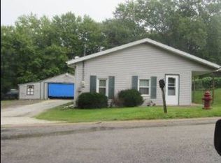 426 N 3rd St, Hanna City, IL