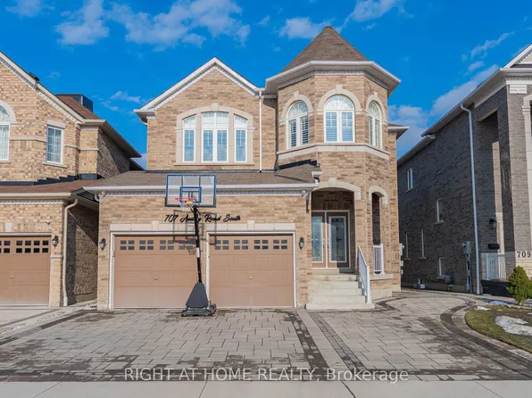 707 Audley Rd S, Ajax, ON L1Z 0T7