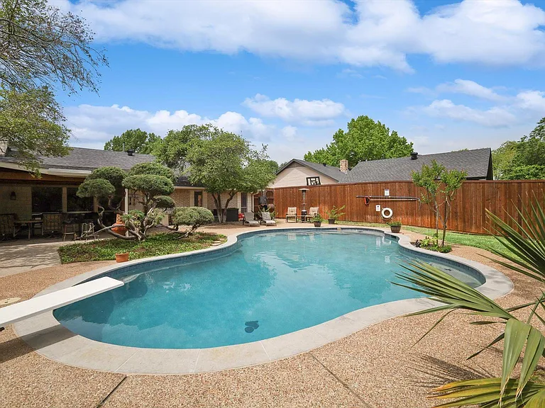 568 Sellmeyer Ln — Photo 40