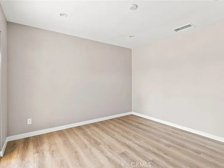 40235 17th St W — Photo 16