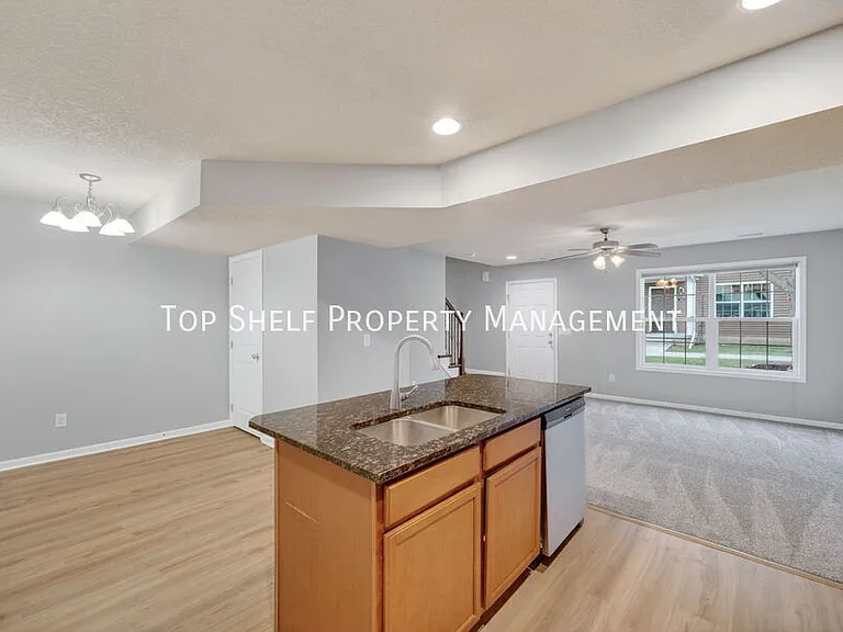 9125 Greenspire Dr #114 — Photo 14