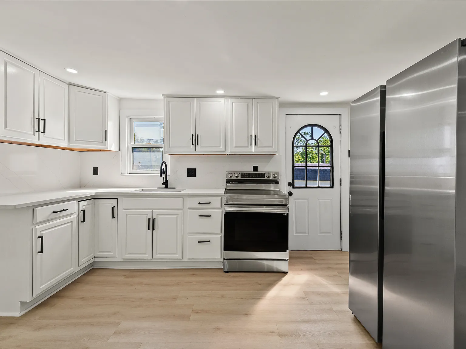3 bed, $2,750 — Photo 4