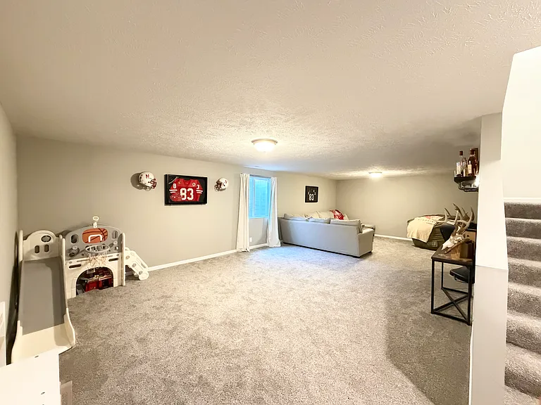 7832 Nicole Ln — Photo 42