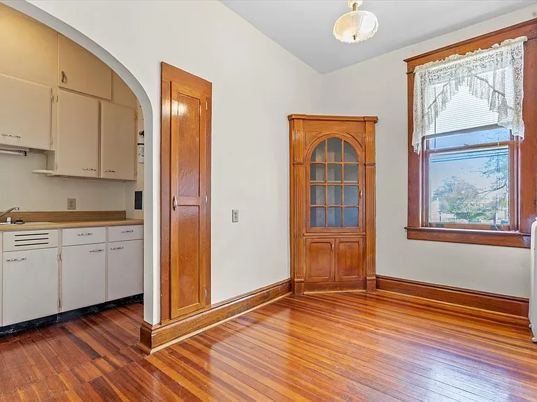 513 E Miller St #1 — Photo 10