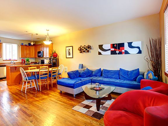 Lovely Living/Dining