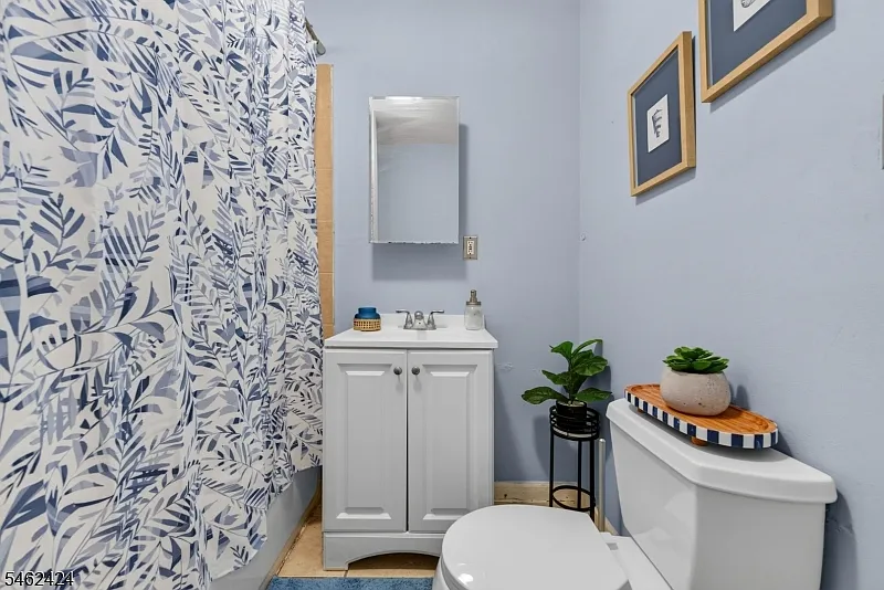 3 bed, 1.0 bath, $2,800 — Photo 4