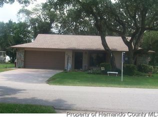 210 W Portland Ave, Spring Hill, FL 34606