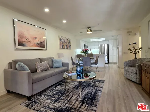 500 E Amado Rd Unit 203, Palm Springs, CA 92262