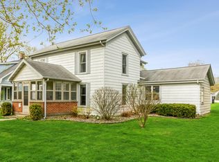528 Cook St, Lake Geneva, WI 53147