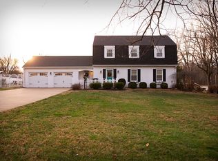 913 Agathon Dr, Evansville, IN 47712