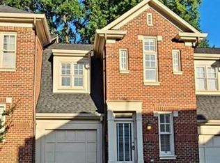 871 Park Slope Dr, Charlotte, NC 28209