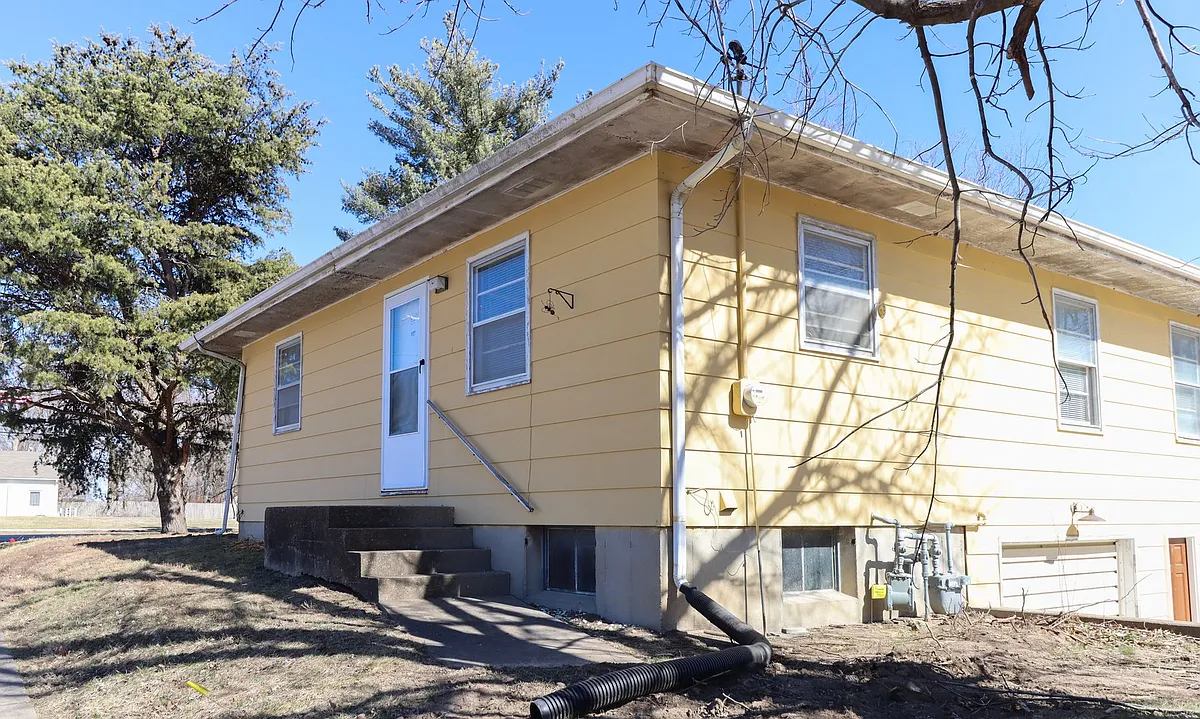 Building Photo - 306 E Highway 124