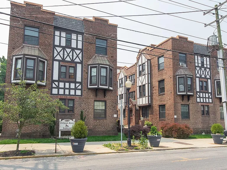 602 W Maple Ave #J1 — Photo 13