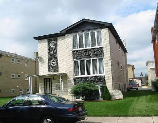 3rd image of 11200 S Moraine Dr