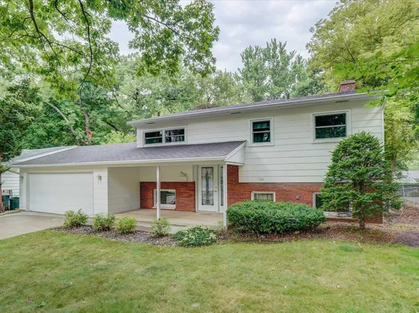 4822 Academy Dr, Madison, WI 53716