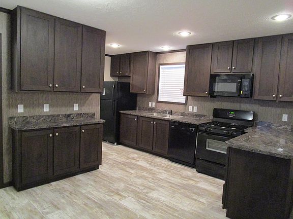 2nd image of 4146 Hickory Trl W