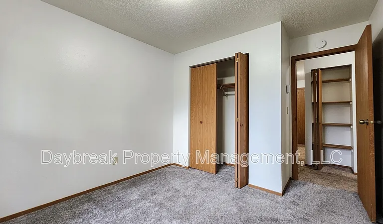 3402 15th Ave S #103 — Photo 8