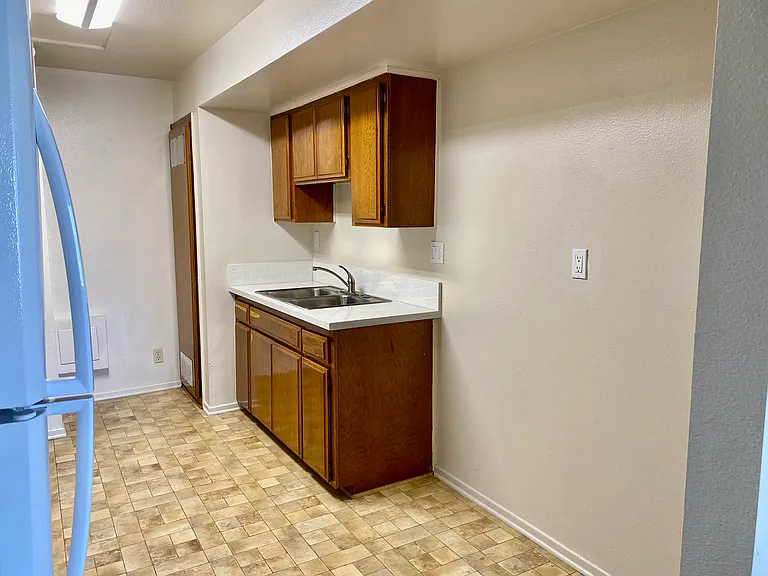 628 N Alexandria Ave #14 — Photo 6