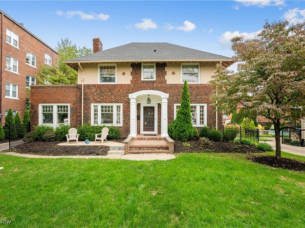 11860 Lake Ave, Lakewood, OH 44107