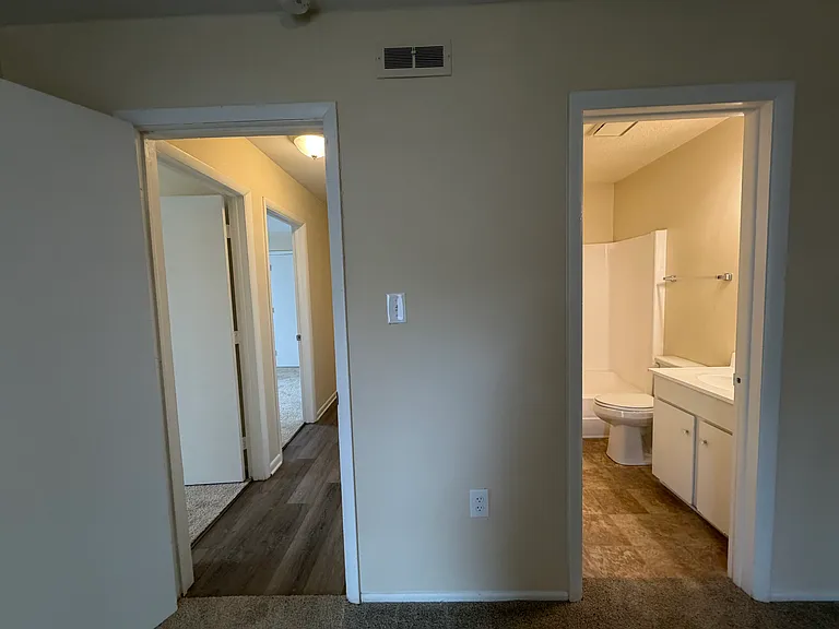 Forestbrook Apartments — Photo 23