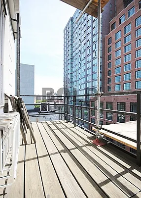 Rented by Bold New York | media 29