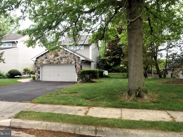 118 Red Pine Cir, Newark, DE 19711