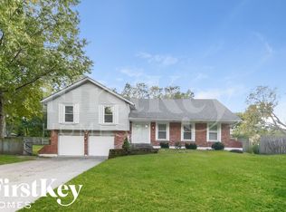 1333 SW 21st St, Blue Springs, MO 64015