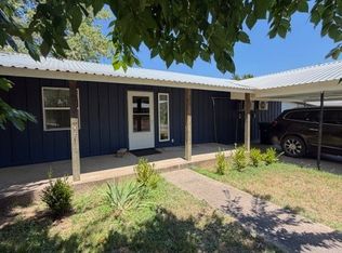 605 N Maytubby St, Tishomingo, OK 73460