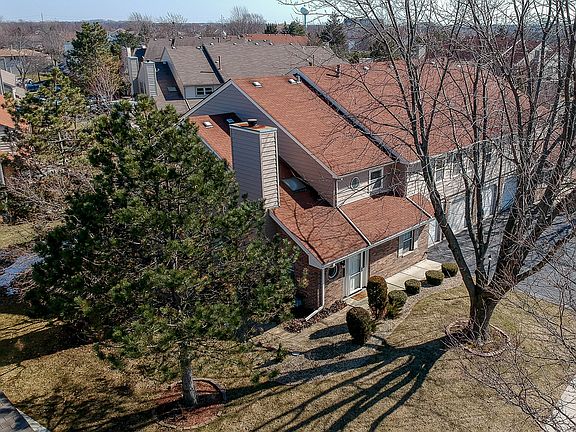 4th image of 9238 Whitehall Ln